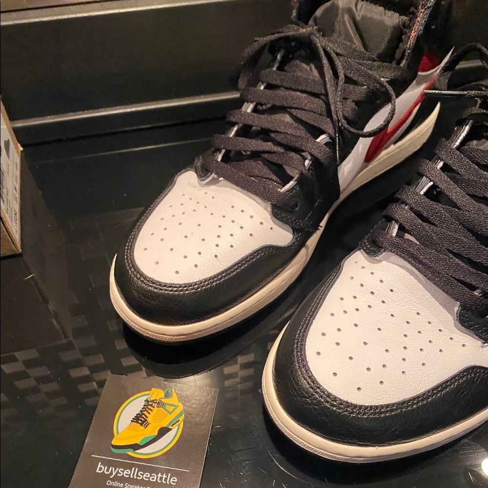 Air Jordan 1 Retro High OG Gym Red